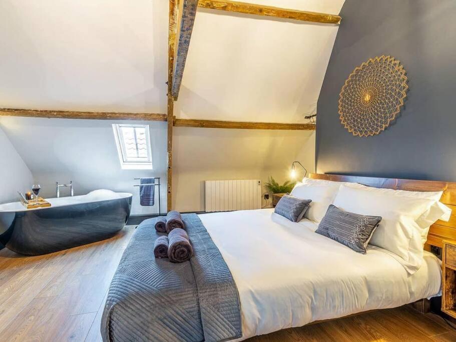 One Over Eight - Luxury One Bed Apartment Whitby Buitenkant foto